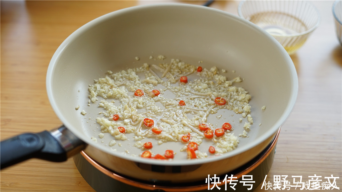 带鱼表面的白粉,到底是精华还是垃圾处理正确,带鱼好吃无腥味