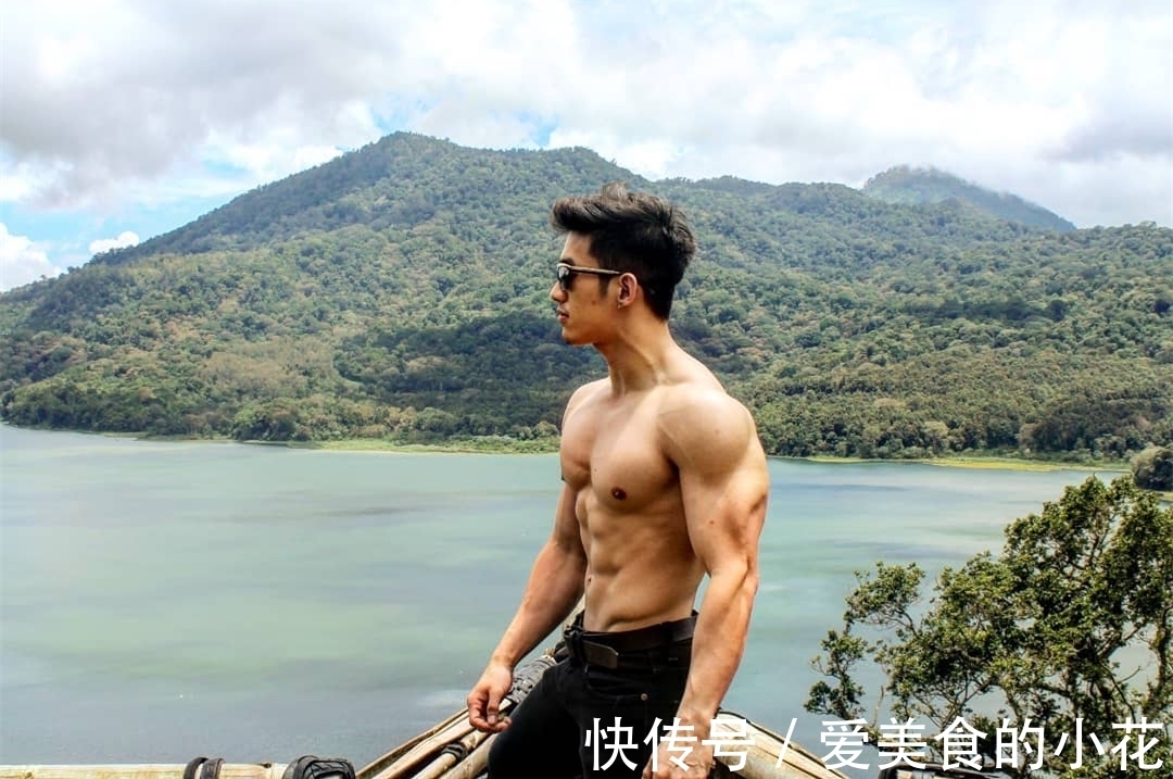 健身房|性感男神:肌肉型男强势来袭,精心雕琢的人鱼线尤其迷人!