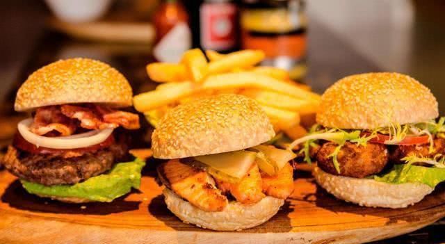 健康|堪比“喝油”的5种早餐,想要减肥的朋友,再馋也要管住嘴