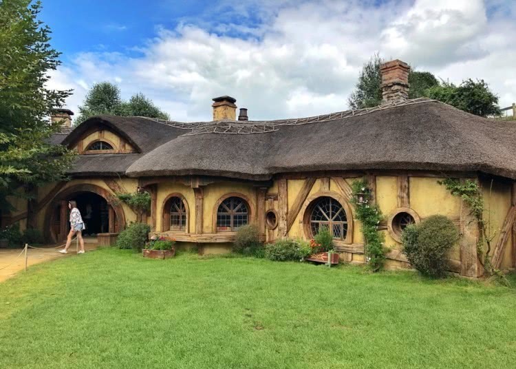 年前|新西兰历史,1000年前毛利人乘独木舟到此,荷兰人命名英国人占领