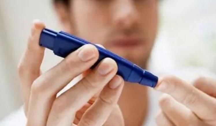 黄斑水肿|糖尿病患者请留意,预防眼部疾病的关键,为了家人和自己得了解!