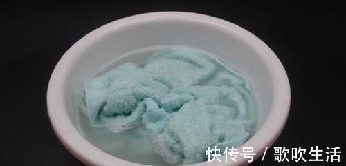 花露水|不管毛巾有多脏，简单一个清洗方法，毛巾立马焕然一新，赶紧试试