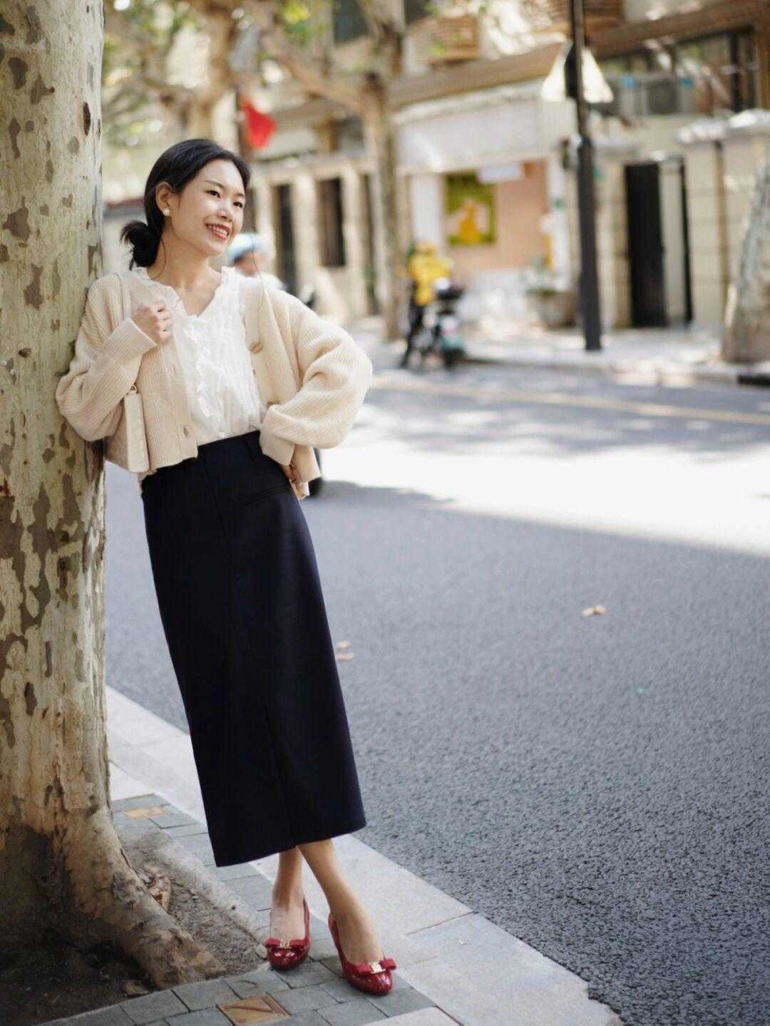很难看 秋冬的半裙怎么穿?这些搭配方式高级优雅又好看,让你气质翻倍
