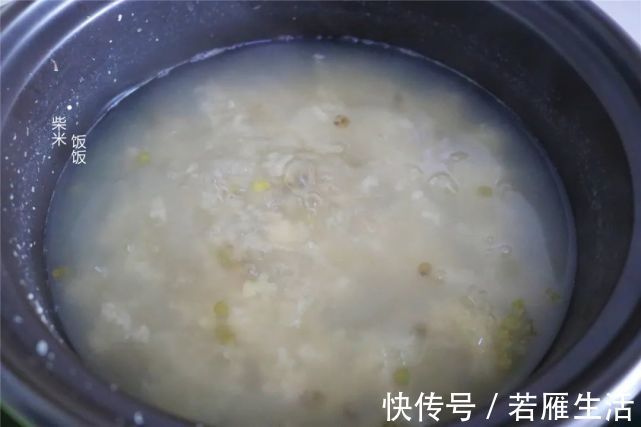 糯米|夏季养身体,这碗粥可以常吃,5种食材一锅煮,清热养脾胃