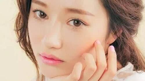 食物|女人别太节俭,多吃这几种食物,补充胶原蛋白,恢复年轻好气色