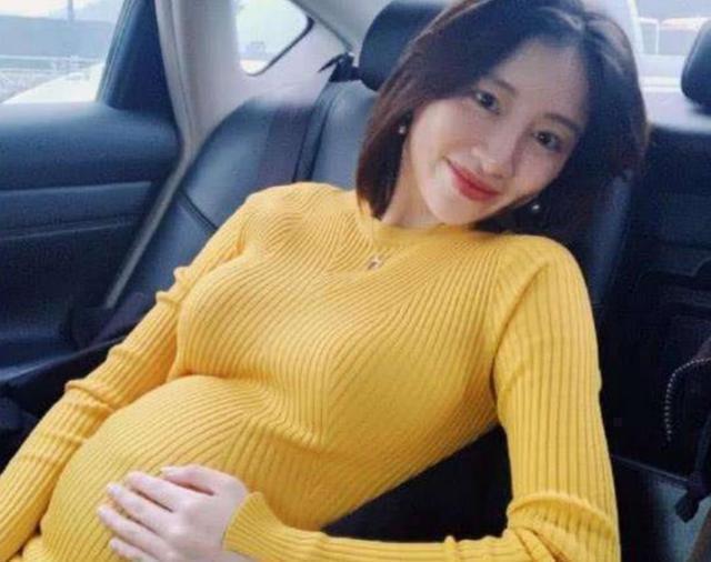 少女|体操女神诞下儿子后,29岁产后身材似少女,如今却为母乳太多发愁