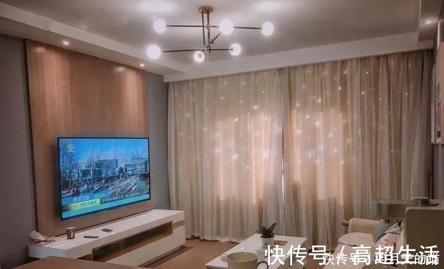 卡座|老婆请表哥装修漂亮极了,餐厅卡座真实用,电视墙特别喜欢,晒晒