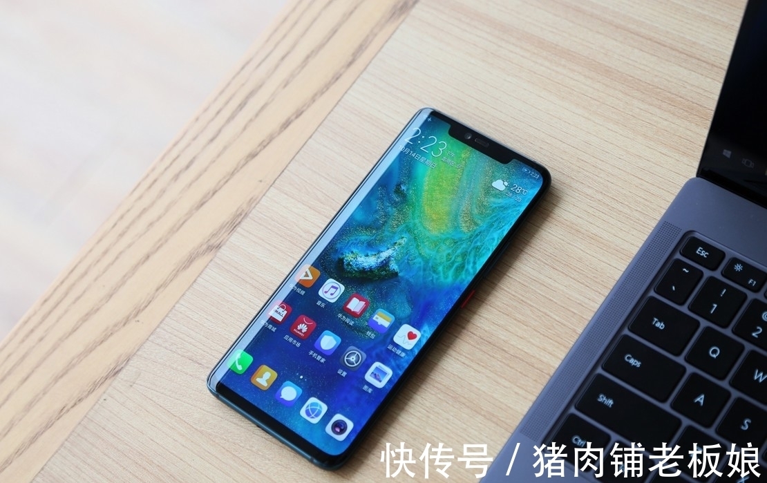 鸿蒙|从5399跌至1297，2K曲面屏+鸿蒙系统+IP68防水，售价更“亲民”了