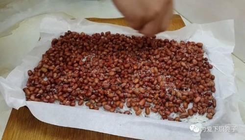 粽子|半斤红枣，1斤糯米，蒸一蒸包一包，比粽子还好吃，个个香糯不粘牙