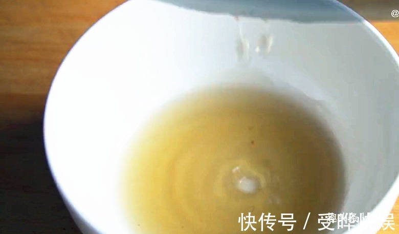 盆子|花生里放勺黑芝麻,酒店一碗38,在家做只花6元,香甜软糯好吃