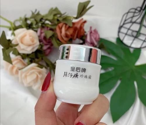 护肤品哪些好用？盘点2021年值得买的高口碑护肤品，用对就赚了