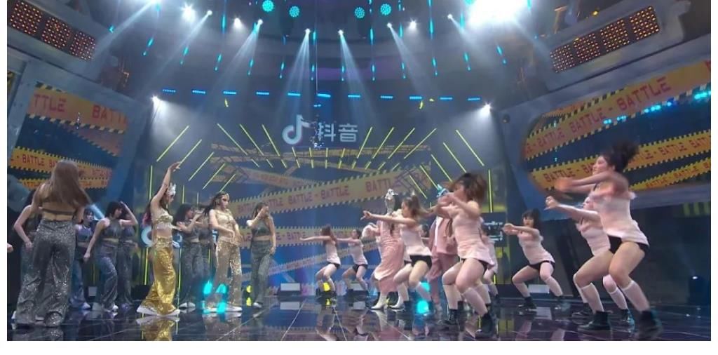 团舞|《蒙面舞王》首场淘汰赛结果揭晓,炸裂舞台燃爆全场