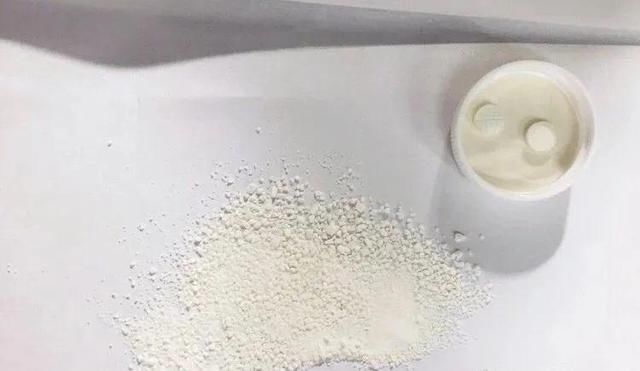 水里|1粒小药片,碾碎丢水里,花像吃了兴奋剂疯长