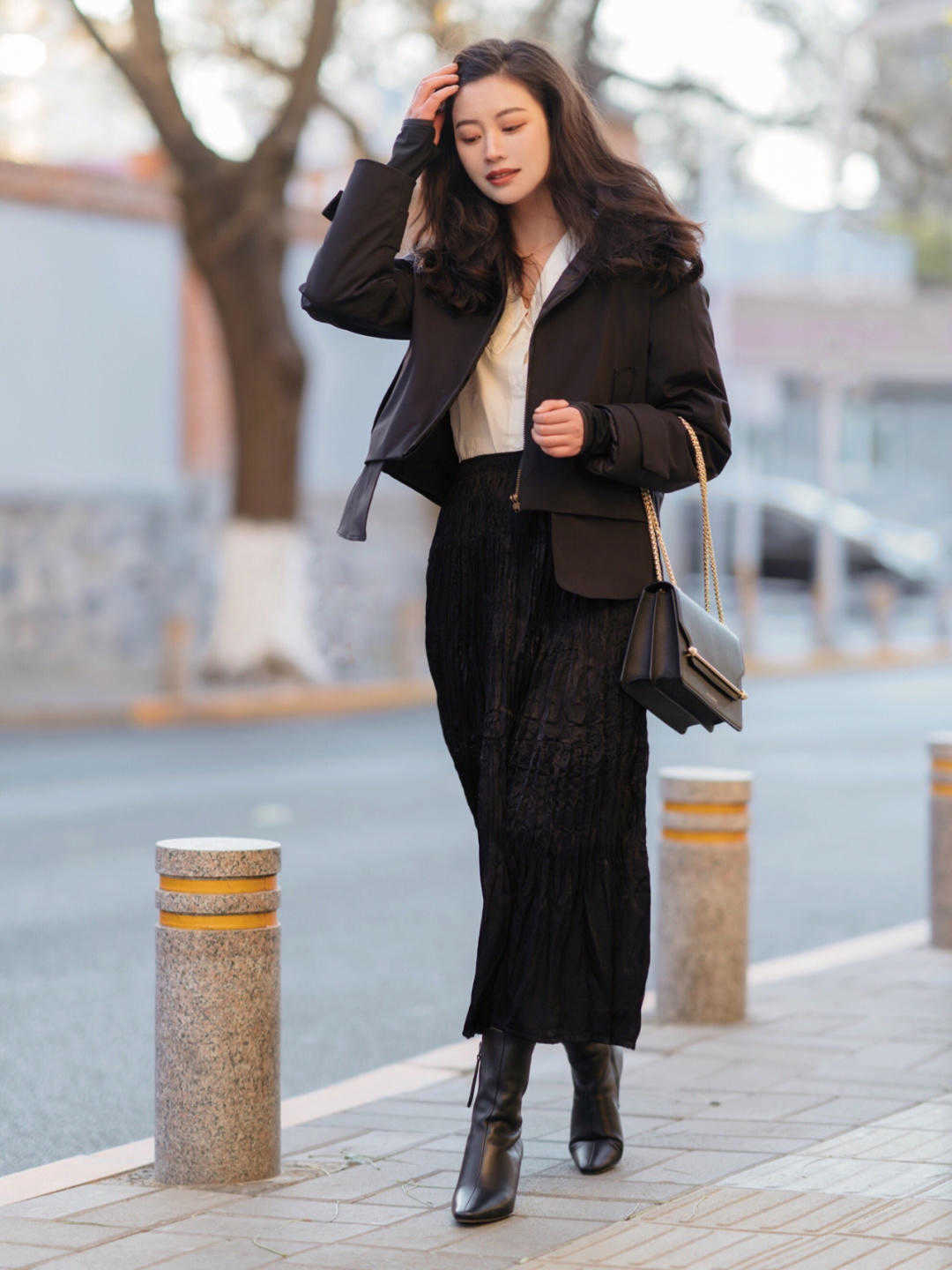 黑白配|冬天穿衣还得是黑白配,百搭精致不挑人,关键是穿再久也不会过时