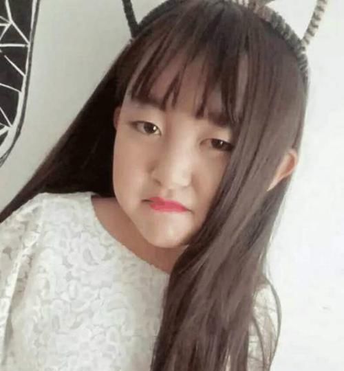 狸猫换太子|为防止早恋，妈妈把儿子打扮成女孩，最后却面临着更大的难题