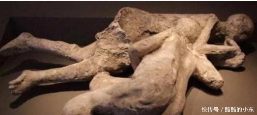 深情情侣,一吻持续了2800年,专家:已经成为了世界文物