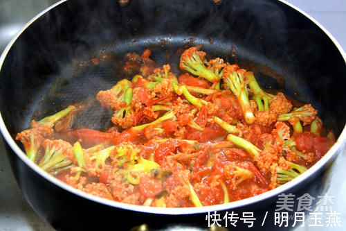 可惜|西红柿的黄金搭档不是鸡蛋,和它一起吃,营养更高,不懂可惜