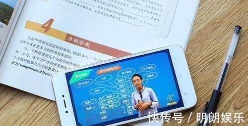 游戏厅|12岁男孩身患癌症,妈妈崩溃大哭吐露别在“垃圾堆”里养孩子