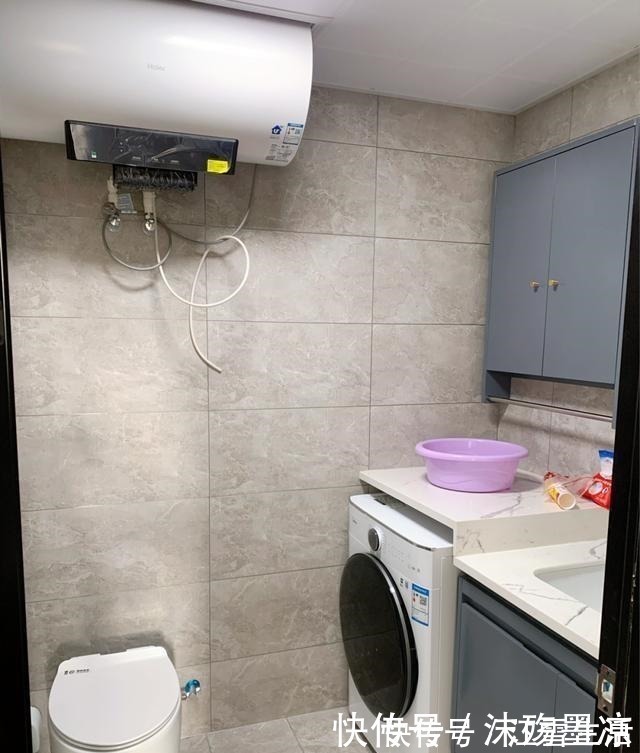 轻奢风|装修轻奢风,保洁做完很漂亮,全屋贴墙布,硬包做电视墙很喜欢!