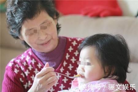 脾胃|孩子睡觉之前,宁可饿肚子也不要碰这些食物,容易积食长不高