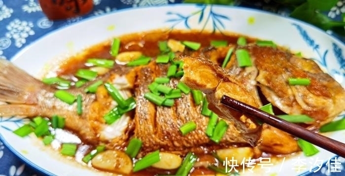 入秋后,吃此鱼正当时,比带鱼营养,比鲫鱼鲜,红烧、清蒸都美味