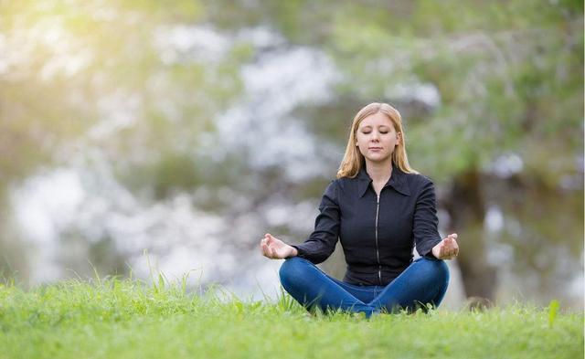 老李|46岁男子,不痛不痒,查出肺癌,手上1个标记,提示已到中晚期