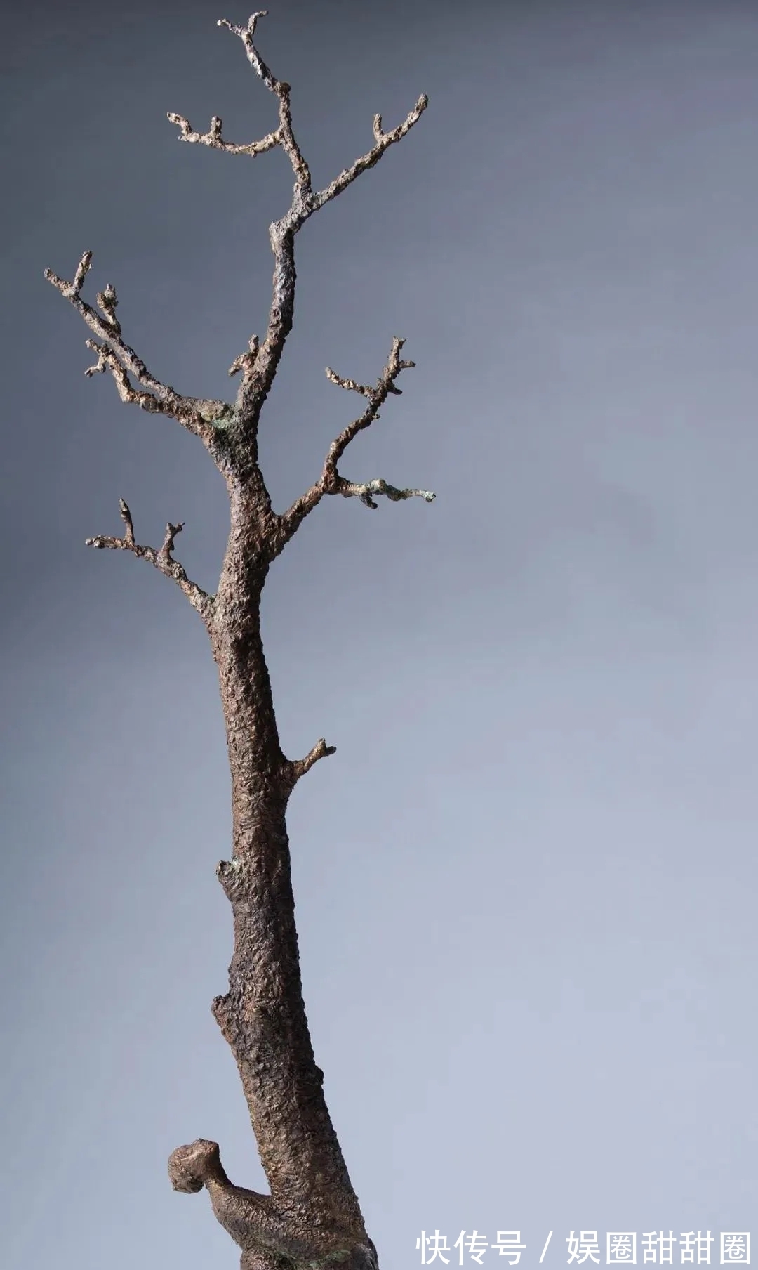 Quinn!Bob Quinn 和他的表现主义雕塑