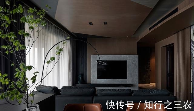 吊顶|139㎡工业风四室,三色拼木饰面+几何吊顶的趣味设计!