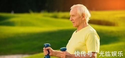 盐高糖|60岁之后要想长寿,除了运动锻炼身体之外,还要坚持做1件事