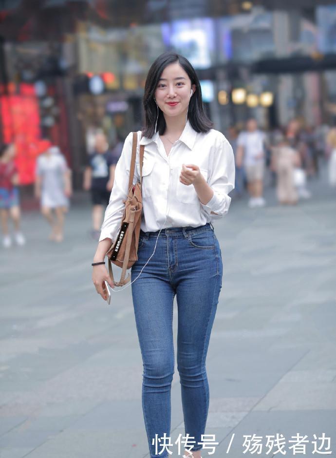 白色衬衣是最简单、最时髦的穿搭单品，干净、简洁