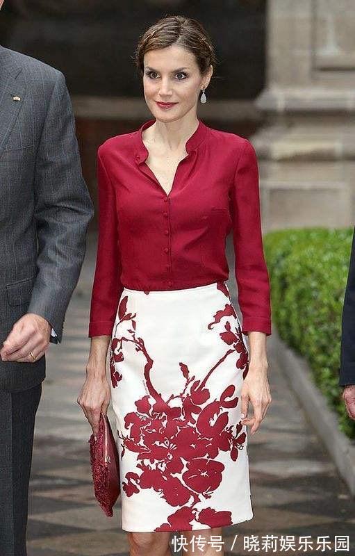 上衣|西班牙王后的半裙穿搭真美,五六十岁妈妈学她这样穿,显瘦有气质