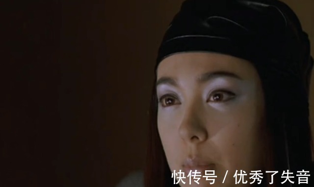 全职猎人|这个奥特曼看着像男的,却由女性配音,官方说ta已经超越了性别