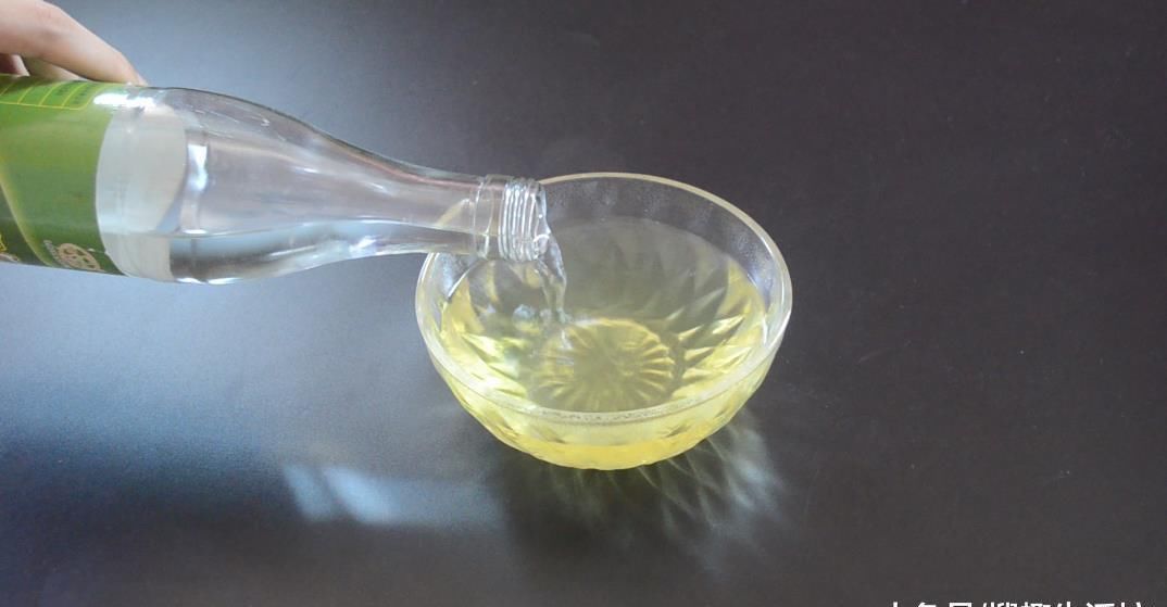 橘子皮加白醋太厉害了, 很多人都不知道有啥用, 看完你会感谢我的