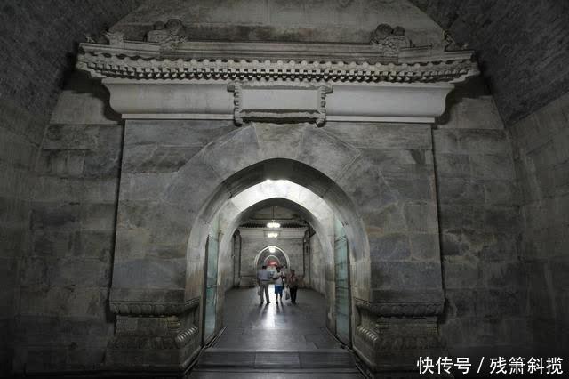 明君|明朝万历皇帝在位48年，30年不上朝，究竟是一代明君还是昏君