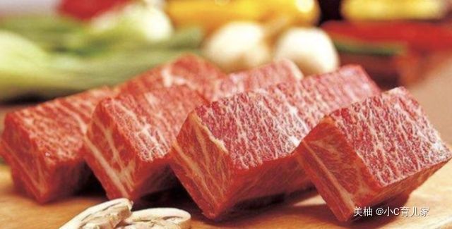 宝宝多大可以“开荤”?宝宝吃肉也应该有规划,妈妈来get一下