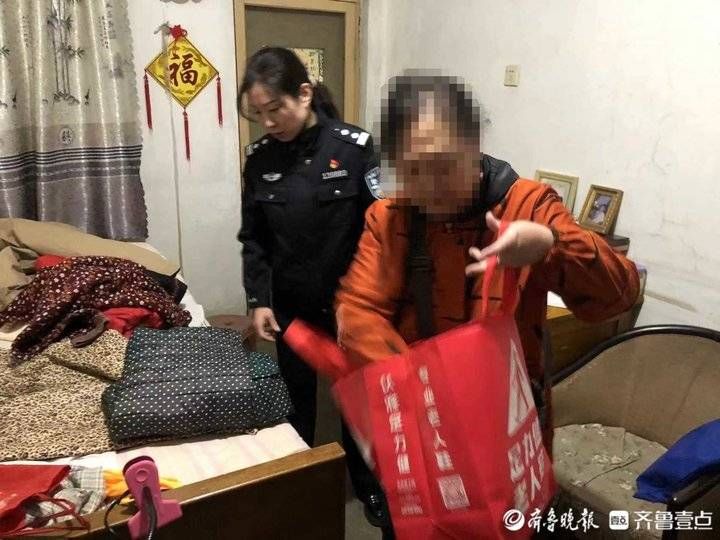 炒锅|六旬老人独自在家突发疾病，她扔下炒锅叮嘱孩子吃泡面就跑去救人