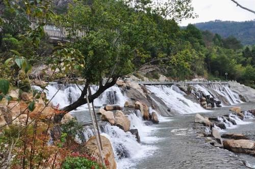 天台磐安游之四，踏上试与黄果树瀑布一决高低的天台山桐柏大瀑布