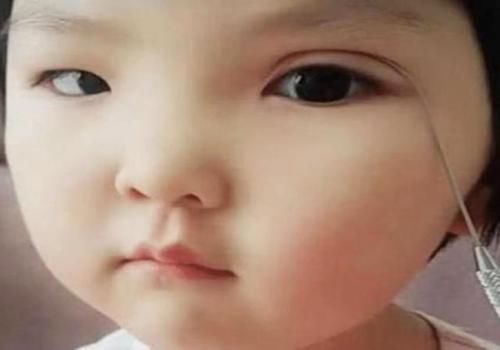 下巴线|娃脸上这六条线是“美人线”，占一条很幸运，若都有长大颜值不低