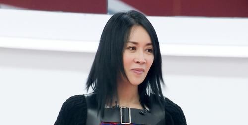 黄晓明缺席二次公演，那英还是没有选择张柏芝，姐姐2集体过大年