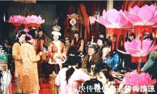 女人#红楼梦中后台最硬的一个女人,仅仅出场过两次,却不容忽视