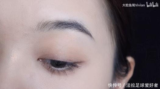 芽芽|别再画眼影了,这种眼妆才是真的又纯又欲啊