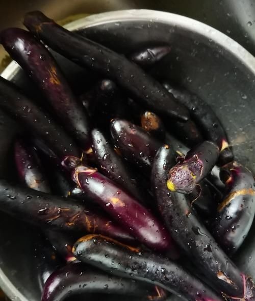 杭茄|这菜是“天然解毒王”,隔天上吃1次,相当于给肝脏“洗个澡”