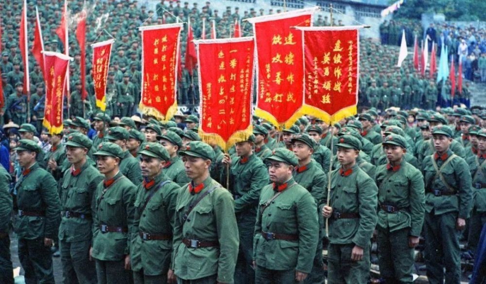 将领|对越作战我军阵亡的最高级别将领,遇上敌人狙击手,牺牲时仅49岁