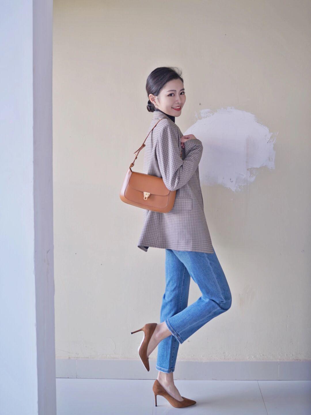 连衣裙 你的衣橱里绝对少不了“西装”,来看潮人的时尚造型,值得借鉴