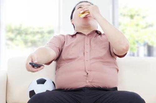 征兆|得高血压有啥征兆?明明盐吃得够少了,血压还是高?到底怎么做?