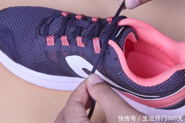鞋带系好总是容易松开？只需多加“这一步”，怎么运动都不会开！