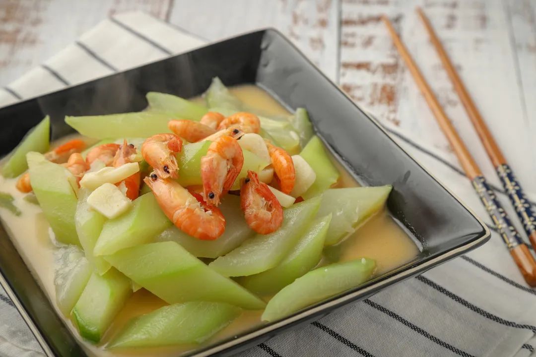 榨汁儿|夏季养生宜吃“苦”,但这类果蔬,发苦慎吃!