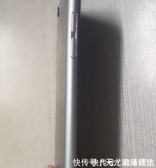 iphone|4年前它是机皇，如今沦为备用机，仅几百块钱！