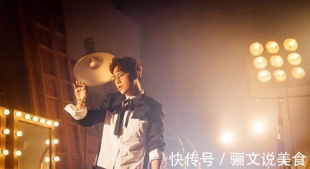 综艺节目中铁打的边角料们,除了插科打诨,他们还要负责做这些事