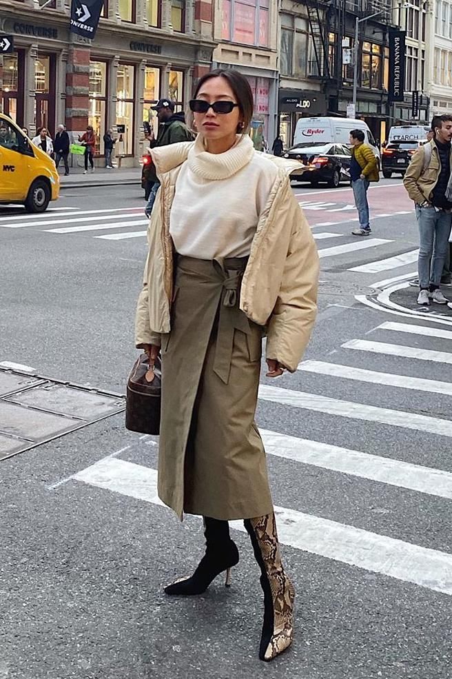 羽绒服+裙子=2021年最王炸组合，早穿早美！